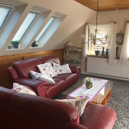 Wohlfuehlen In Gepflegter 70 Qm Oberwohnung Marienhafe Exteriör bild