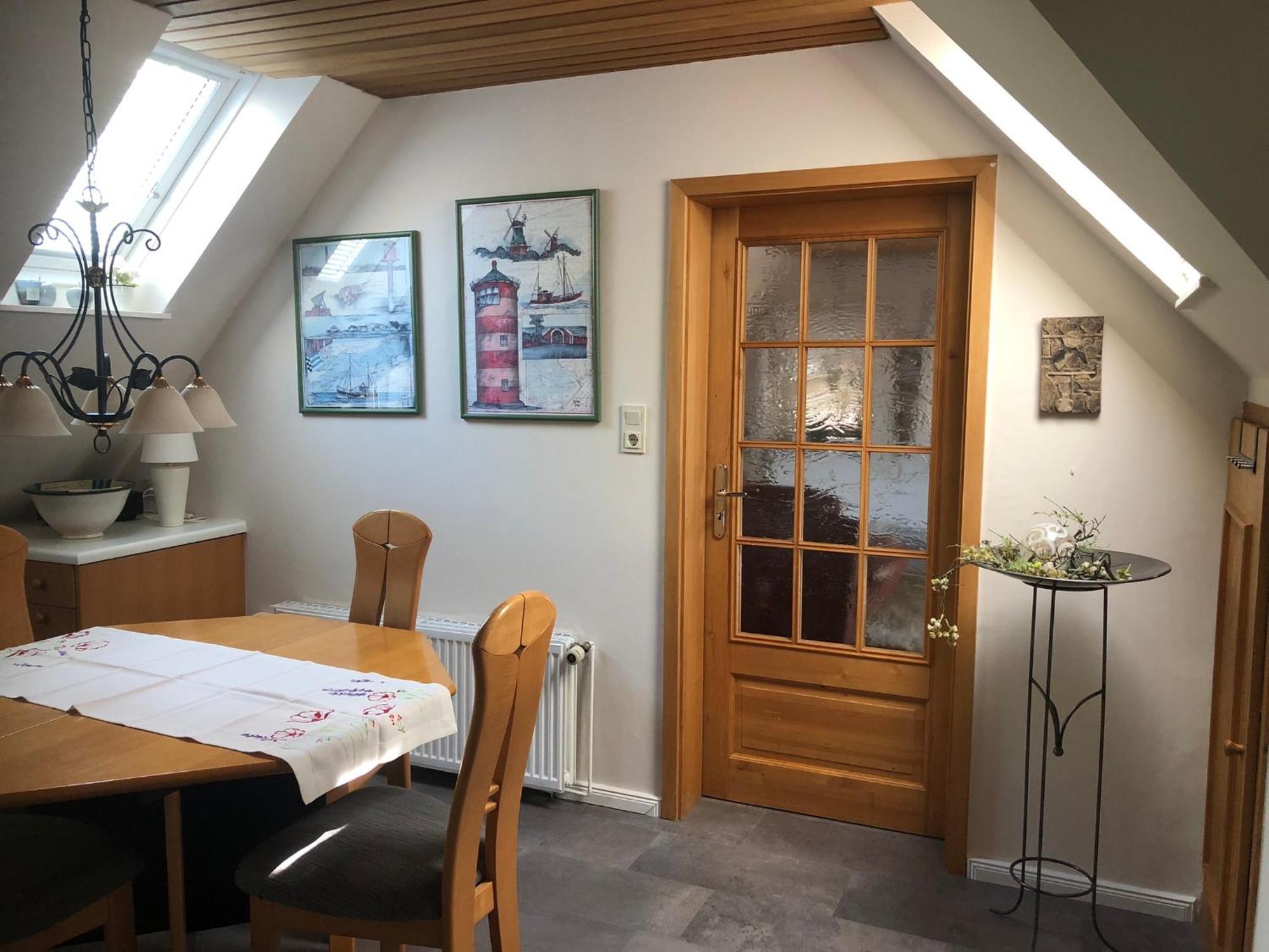 Wohlfuehlen In Gepflegter 70 Qm Oberwohnung Marienhafe Exteriör bild